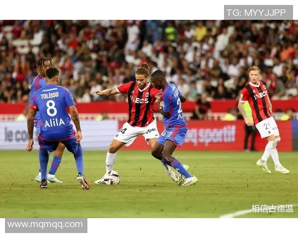 南特队全力备战欧战资格赛力争在法甲赛季中脱颖而出