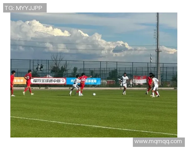 冯劲精彩突破破门助力球队逆转胜利展现超强个人能力与团队默契