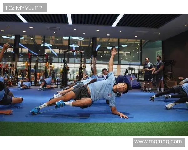 深圳队vs青岛西海岸戴伟浚 深圳队vs青岛西海岸戴伟浚